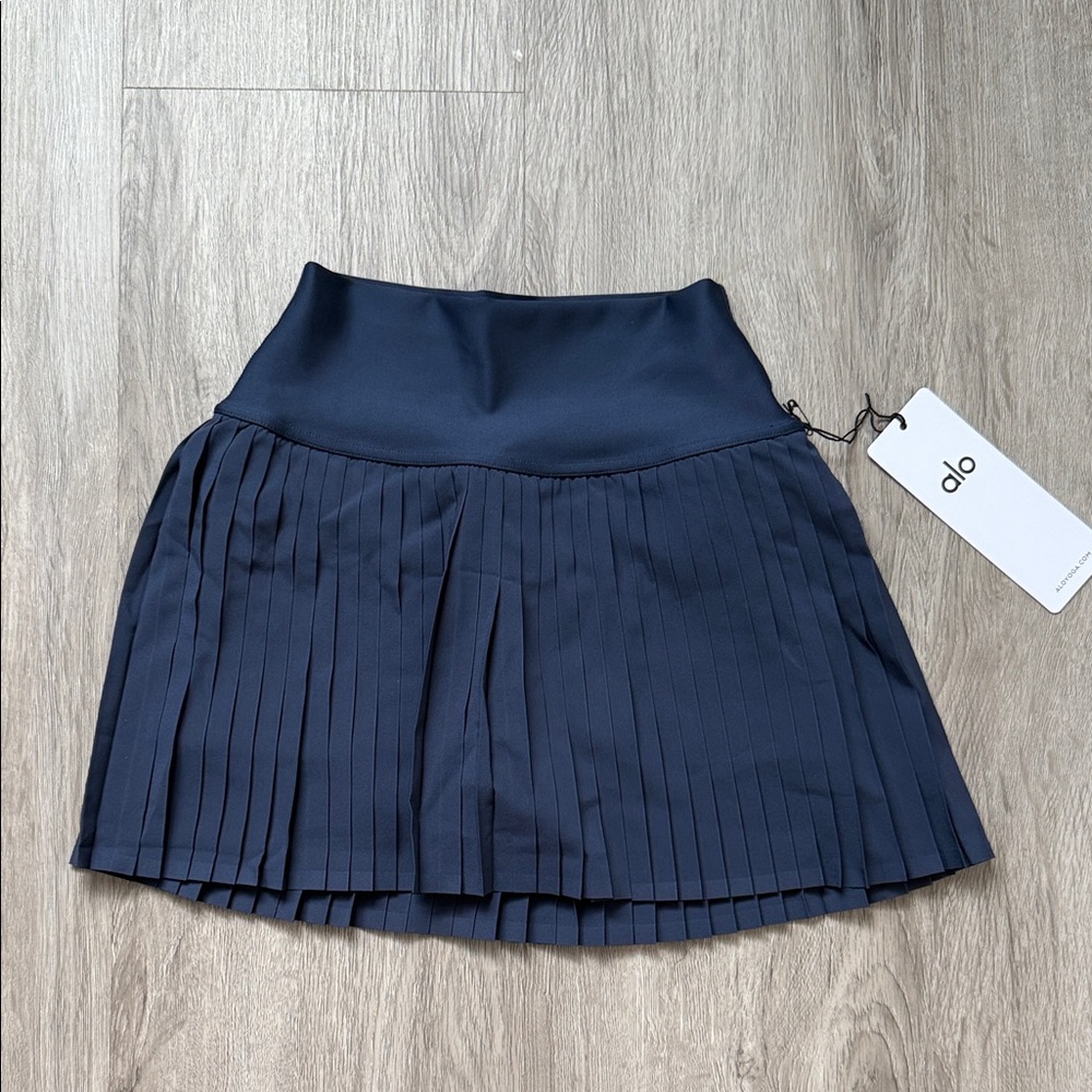 ALO Yoga Dark Blue Pleated Mini Skirt xs